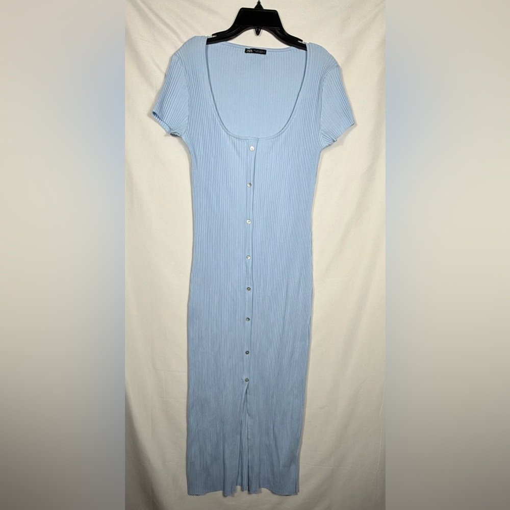 Zara Light Blue Button-Down Ribbed Short Sleeve Midi Dress, Size Large, NWOT.